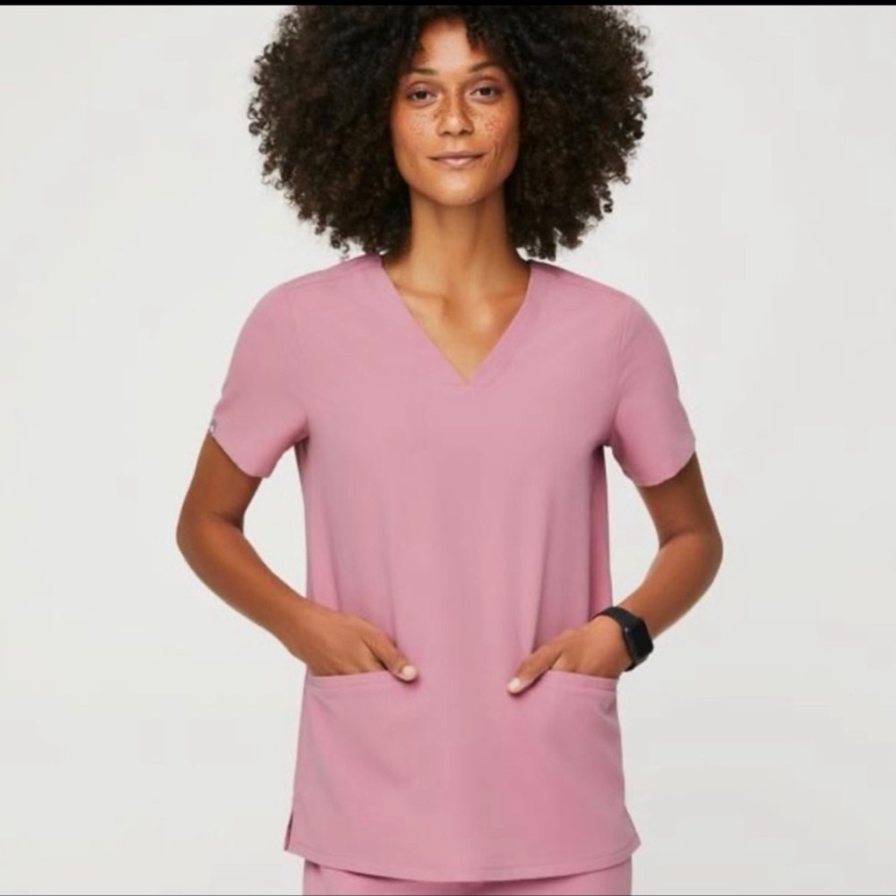 NWT Chalk Pink Set XS Catarina Livingston!!